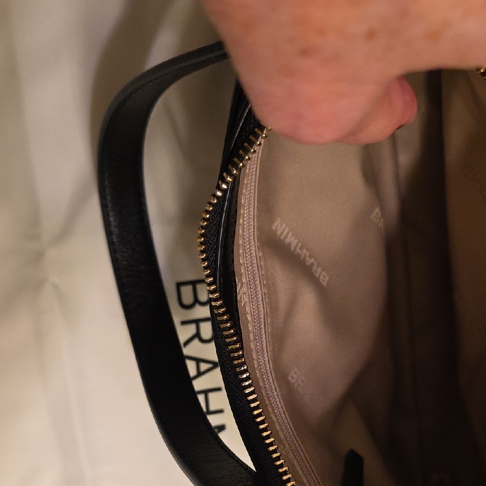 Brahmin Black and Gold Shoulder Bag - Picture 3 of 7